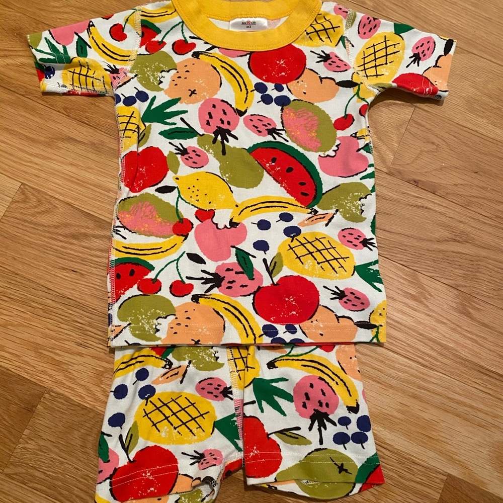 Hanna Andersson 3T fruit pajamas